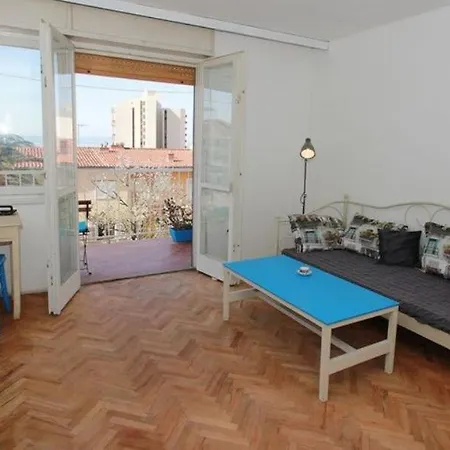 Daire With A Parking Space - 11567 Makarska